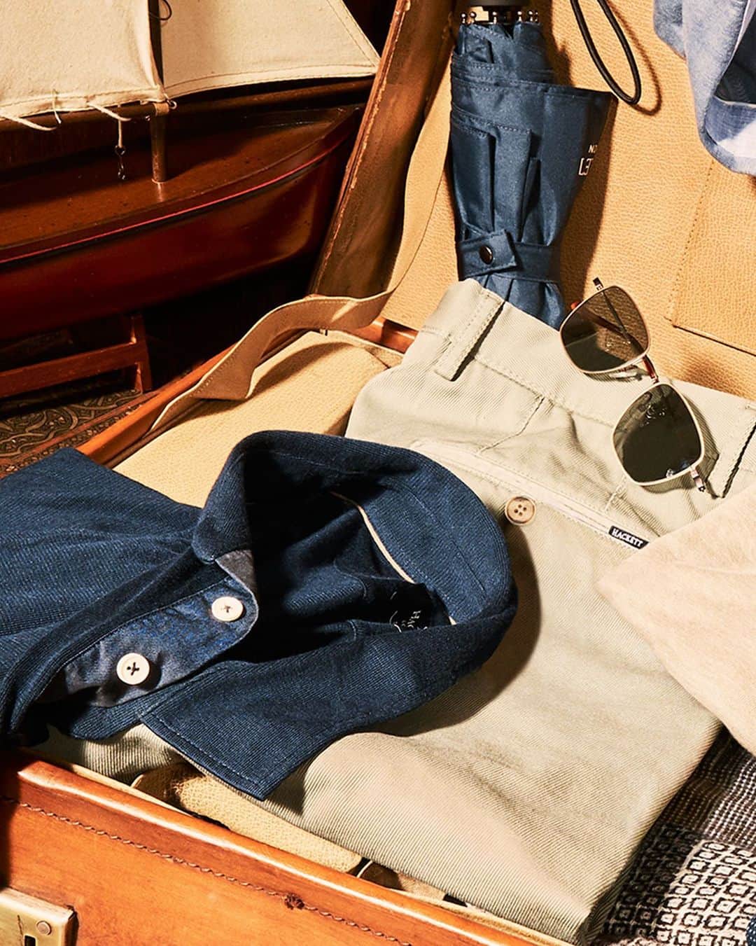 ハケットのインスタグラム：「Even if summer travel is off the cards, every man should still take pride in his appearance and dress according to the seasons. Stock up on lightweight essentials, standout accessories and everyday basics for the perfect summer look. #STAYHackett」