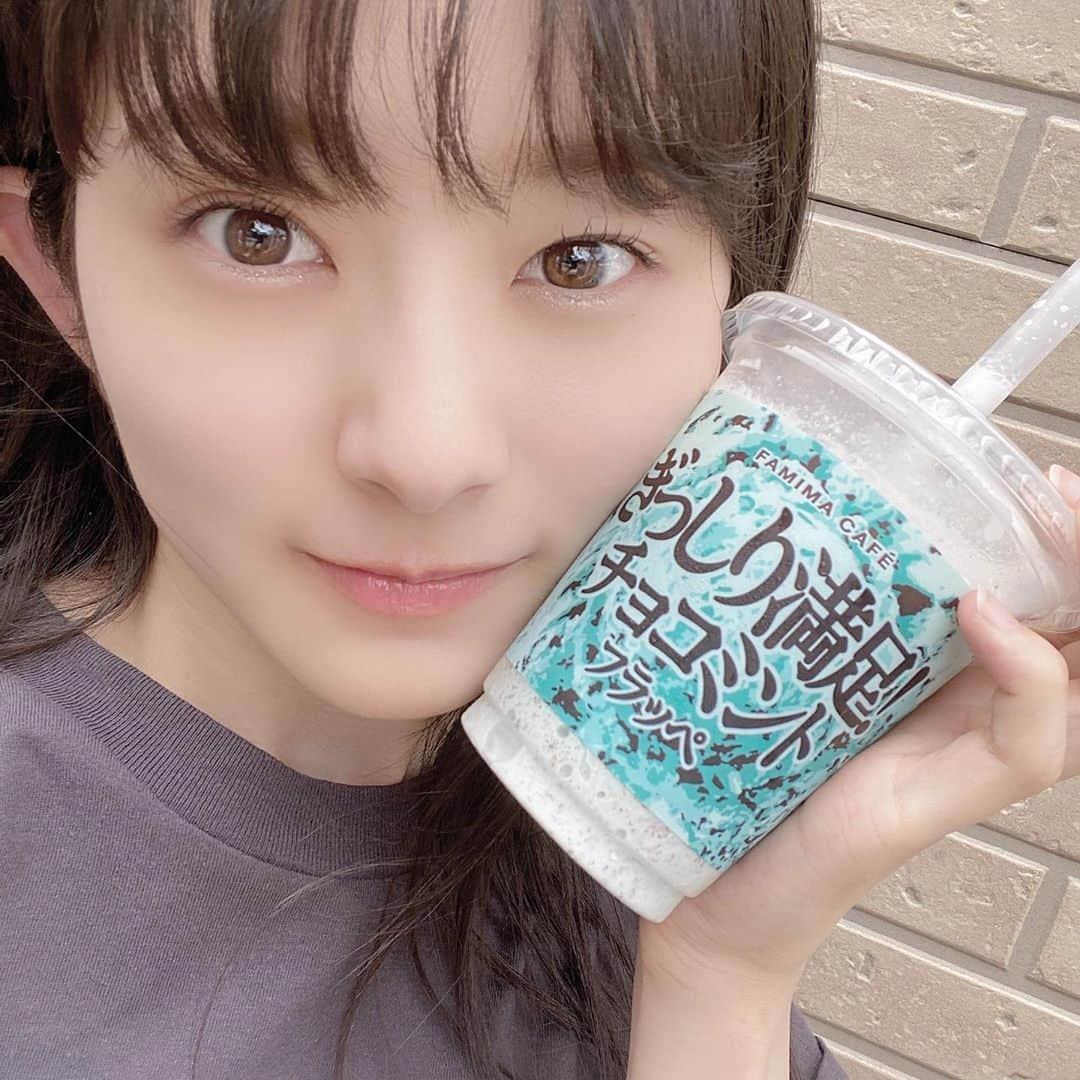 瀬田さくらさんのインスタグラム写真 - (瀬田さくらInstagram)「我こそはチョコミン党。 . スタプラブログ「チョコミン党♡瀬田さくら」が昨日公開されました！ お時間ある時に見てくださいね〜☺️ . #ぎっしり満足！チョコミントフラッペ #瀬田さくら #ちゃん瀬田 #ばってん少女隊 #ばっしょー #スタプラ」7月3日 21時07分 - seta_sakura_official