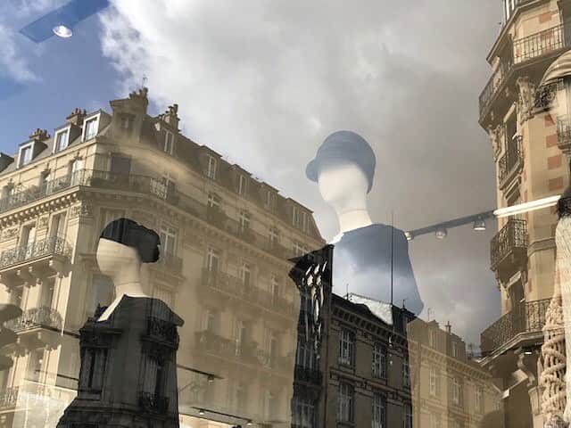 のインスタグラム：「Paris shop▫️Y’s Yohji Yamamoto 25, rue du Louvre 75001 Paris ▫️+33 1 42 21 42 93 ▫️  #YohjiYamamoto #Ys #Paris」