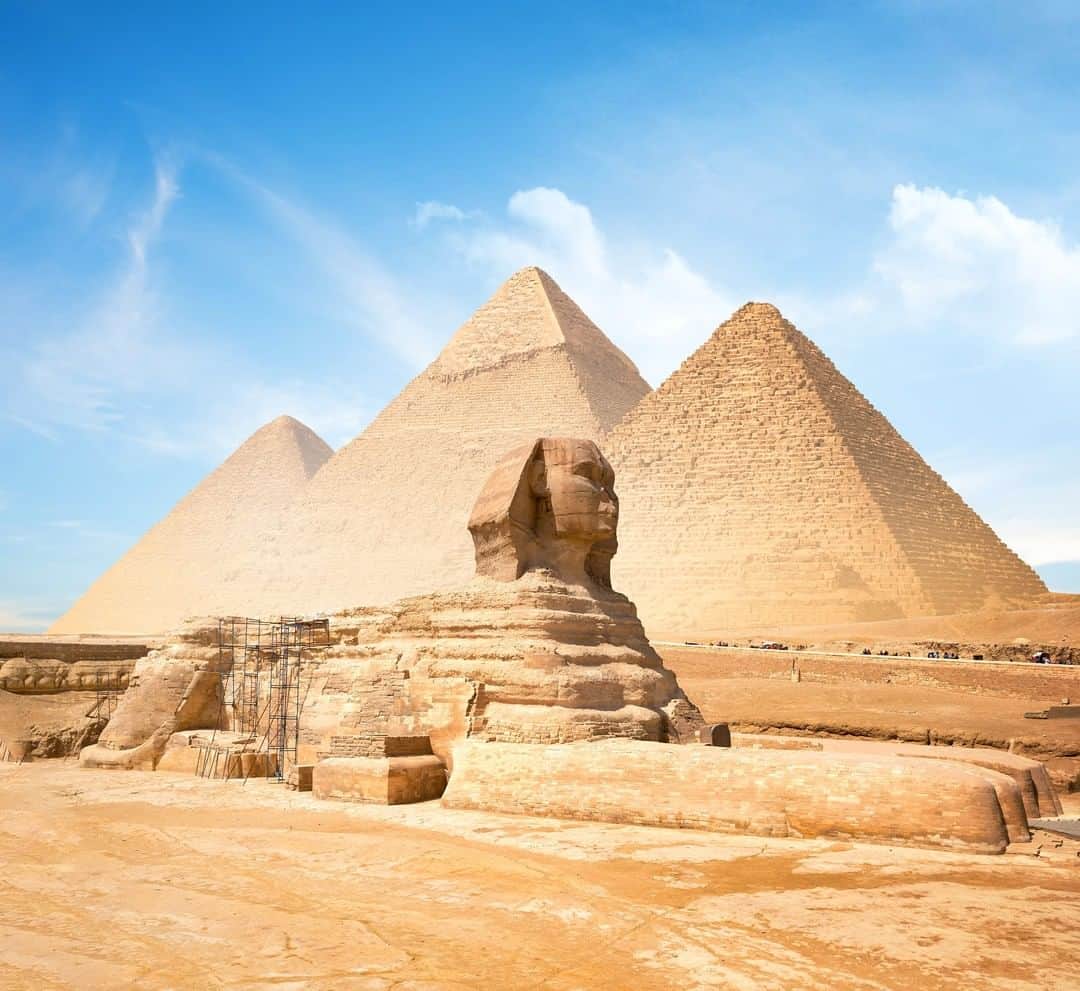 Lonely Planetのインスタグラム：「Do you dream of visiting the Pyramids of Giza? Most of us do and that's no surprise. The Great Pyramid is the only standing monument of the Wonders of the Ancient World. Before planning a trip here though, learn more about the history and mysteries of the Pyramids of Giza and why they’re well-worth the visit.」