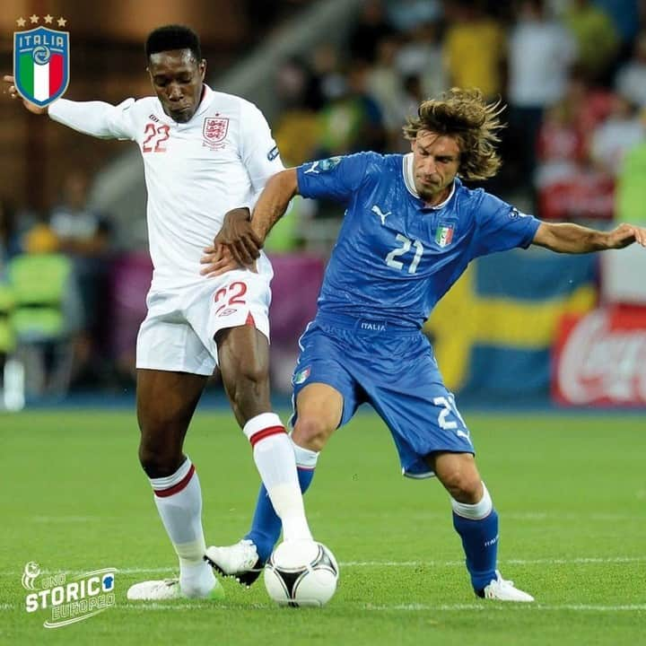 サッカーイタリア代表さんのインスタグラム写真 - (サッカーイタリア代表Instagram)「🇪🇺 #UnoStoricoEuropeo 🏆 . 🎞 Gli #highlights di #Italia🇮🇹 🆚 #Inghilterra🏴󠁧󠁢󠁥󠁮󠁧󠁿, l'intervista ad Claudio #Marchisio, i documenti storici e gli approfondimenti sull'#Europeo 2012 nella sezione dedicata di Figc.it . . #VivoAzzurro」7月3日 23時00分 - azzurri