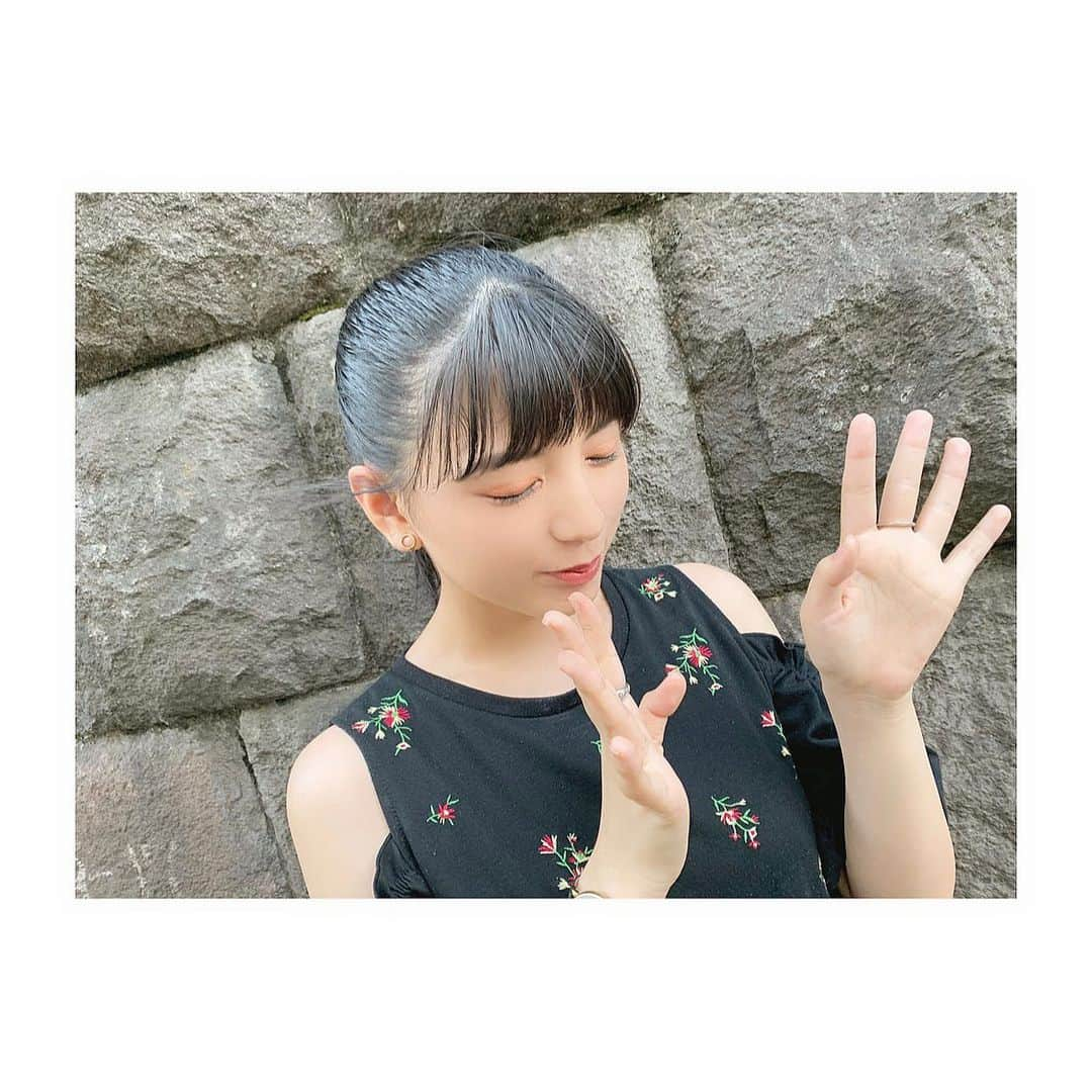 坂元葉月さんのインスタグラム写真 - (坂元葉月Instagram)「﻿ ﻿ ﻿ 風と打ち解けたい。  #何の話」7月3日 23時30分 - wasuta_hazuki_sakamoto