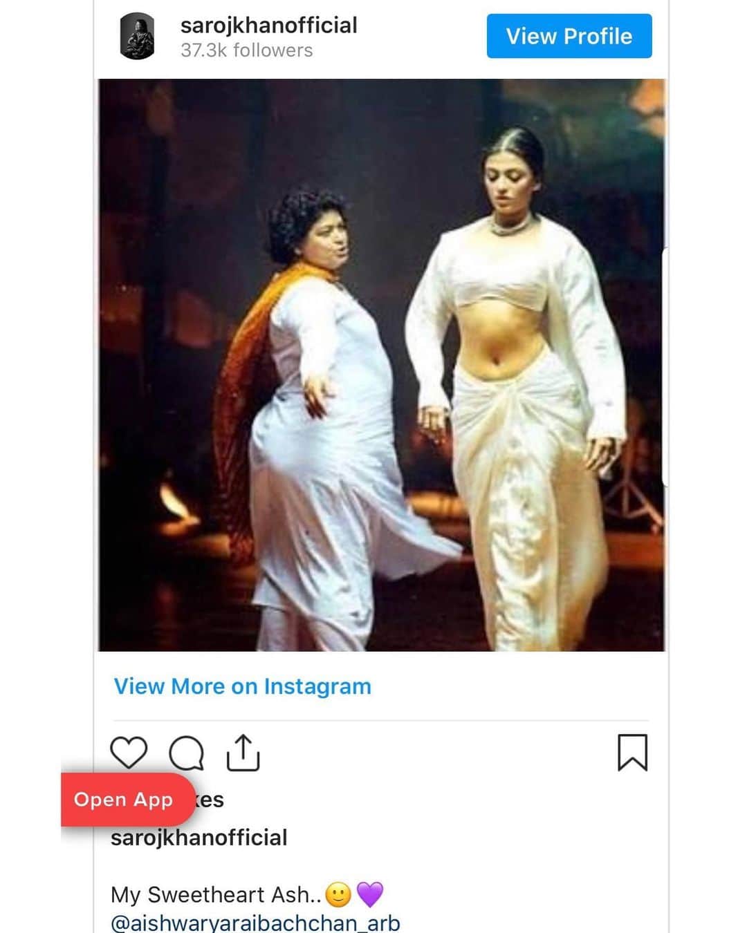アイシュワリヤー・ラーイのインスタグラム：「💔🙏ALL my Love Always too, Saroj ji❤️ May your Soul Rest in Peace ✨🙏✨Much respected, admired and adored as our Dance Guru in our Film Industry...truly a Legend...🌟Such a privilege to have had so many memorable experiences dancing under your guidance...THANK YOU for All your Duas and Blessings always... and so much LOVE 🥰 You will truly be missed ✨ Prayers and much Strength to all your family ✨🙏✨」