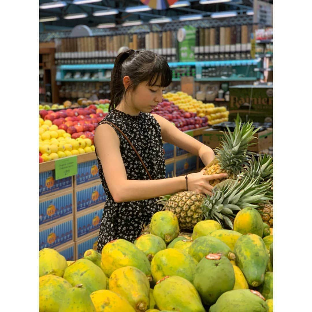 小高サラさんのインスタグラム写真 - (小高サラInstagram)「カラフルだー🙌  #トマト#とまと#hawaii#パイナップル#pineapple」7月3日 23時50分 - sara_odaka_official