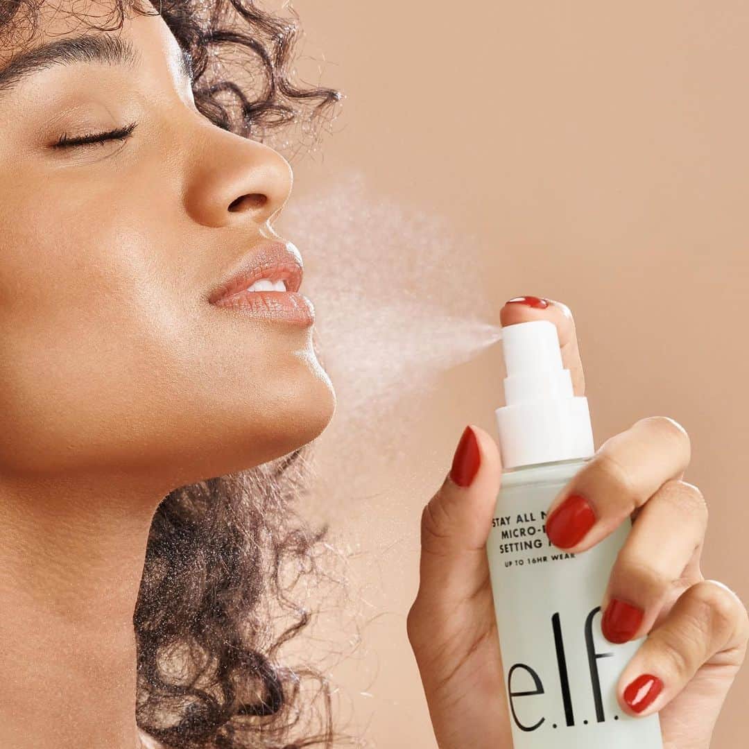 e.l.f.さんのインスタグラム写真 - (e.l.f.Instagram)「*Mist- mist* 💦Our Stay All Night Micro-Fine Setting Mist will keep your makeup on lock from AM to PM. Infused with green tea, cucumber, and aloe to nourish skin while keeping makeup looking fresh for 16 hours straight. #eyeslipsface #elfingamazing #elfcosmetics #crueltyfree #vegan」7月4日 0時05分 - elfcosmetics
