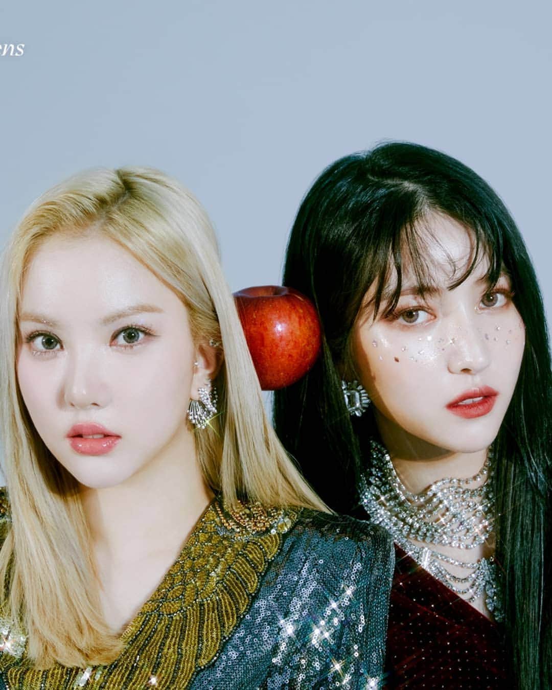 ソウォンさんのインスタグラム写真 - (ソウォンInstagram)「#여자친구 #GFRIEND 回:Song of the Sirens  Concept Photo  <Apple>  #回_Song_of_the_Sirens 🎧 2020.07.13 PM 6:00 (KST)」7月4日 0時01分 - sowonation