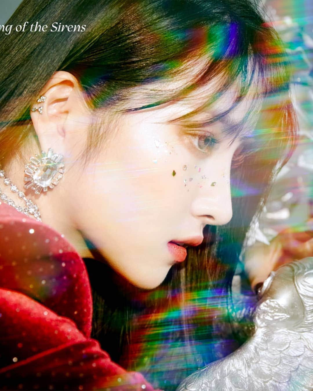 ソウォンさんのインスタグラム写真 - (ソウォンInstagram)「#여자친구 #GFRIEND 回:Song of the Sirens  Concept Photo  <Apple>  #回_Song_of_the_Sirens 🎧 2020.07.13 PM 6:00 (KST)」7月4日 0時01分 - sowonation