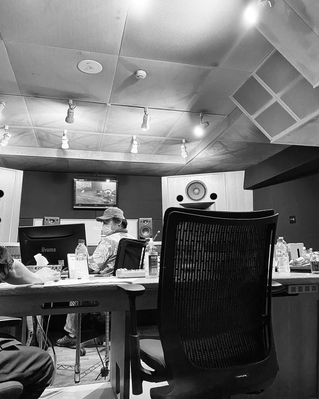 後藤正文さんのインスタグラム写真 - (後藤正文Instagram)「久しぶりのスタジオワーク。」7月4日 0時10分 - gotch_akg