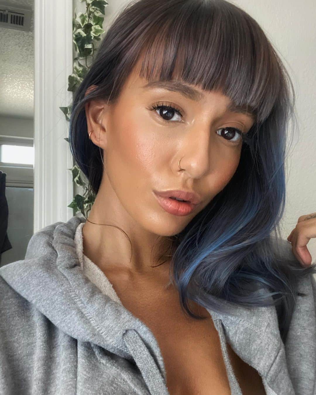 Janice Griffithのインスタグラム：「hi today is my birthday n all i want is for u to see my n*des ;~)」