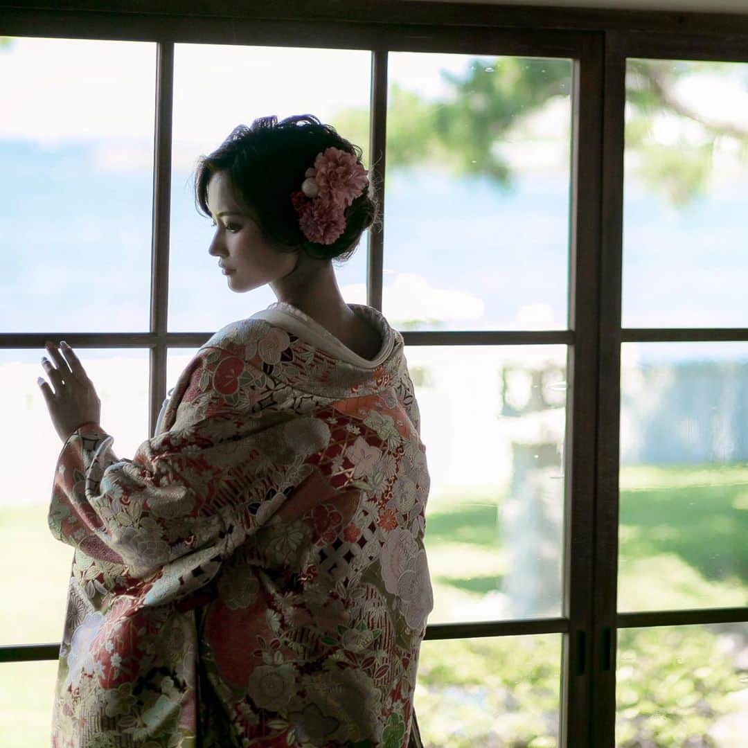 林まきさんのインスタグラム写真 - (林まきInstagram)「色打掛👘 #kimono #ブライダルモデル #色打掛 #着物」7月4日 10時25分 - maki__mh