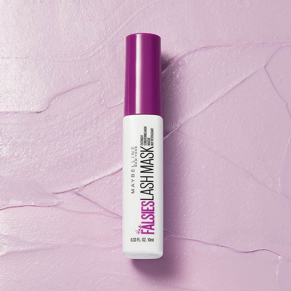 Maybelline New Yorkさんのインスタグラム写真 - (Maybelline New YorkInstagram)「Are you taking care of your lashes? 👀 Give lashes a little TLC with our #falsieslashmask! Coat your lashes from root to tip before bed for healthier-looking soft lashes. 💜」7月4日 2時04分 - maybelline
