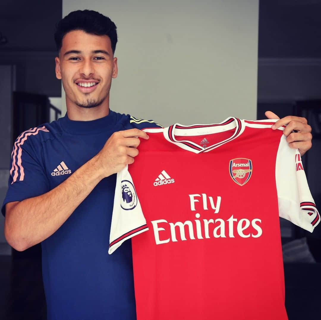 アーセナルFCさんのインスタグラム写真 - (アーセナルFCInstagram)「✍️ What do you think of Gabi’s contract extension, Gooners?⁠ ⁠ #Arsenal #Martinelli #GabiSigns」7月4日 2時50分 - arsenal