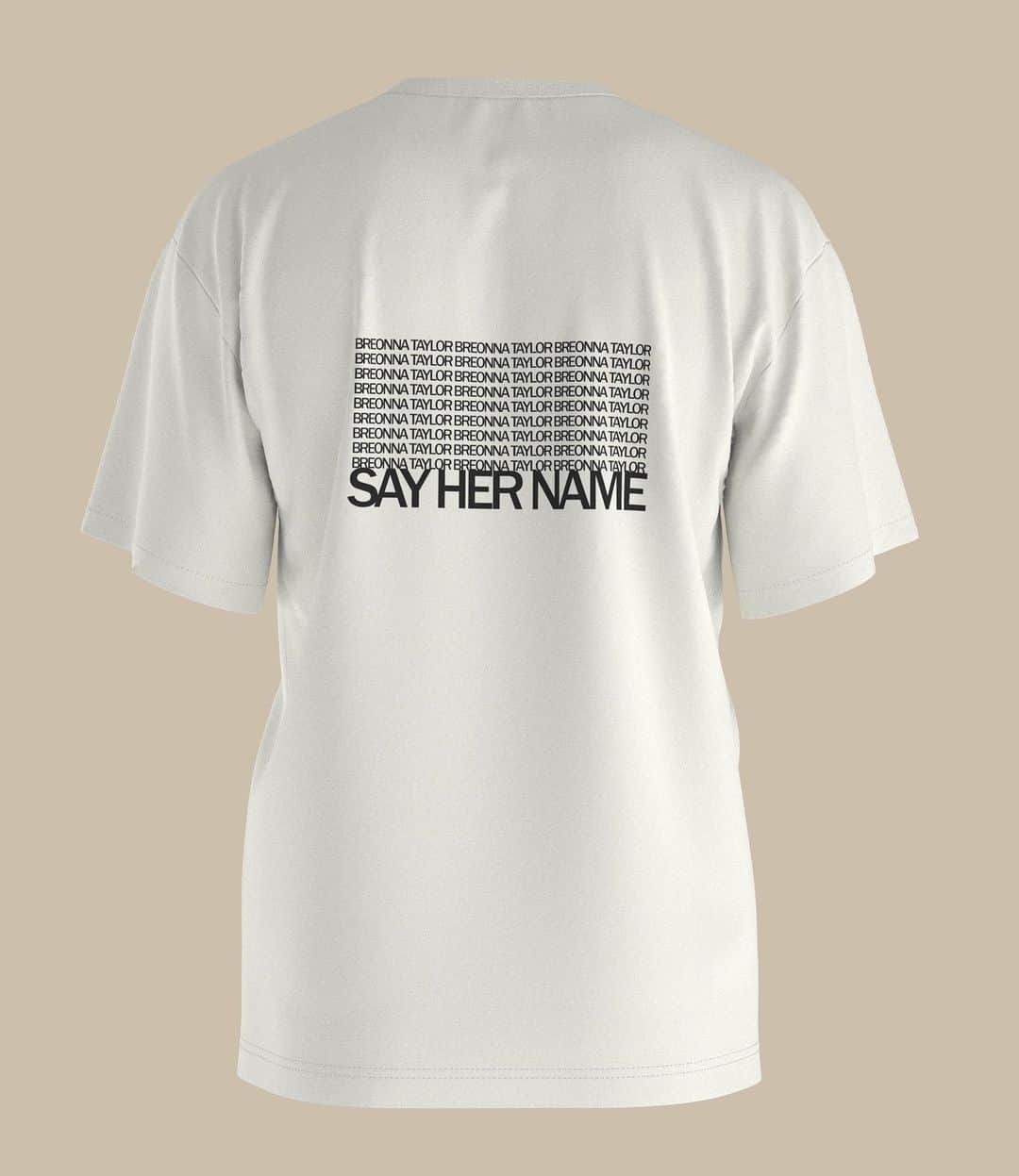 カルーシェ・トランさんのインスタグラム写真 - (カルーシェ・トランInstagram)「Breonna you should be here with us, we won’t allow your story to go untold. In collaboration with @hanifaofficial, we’ve created this limited time unisex t-shirt to wear while you #SayHerName. 100% of all proceeds will go directly to Breonna Taylor’s family. Now available on http://Hanifa.co. #JusticeForBreonnaTaylor」7月4日 4時01分 - karrueche