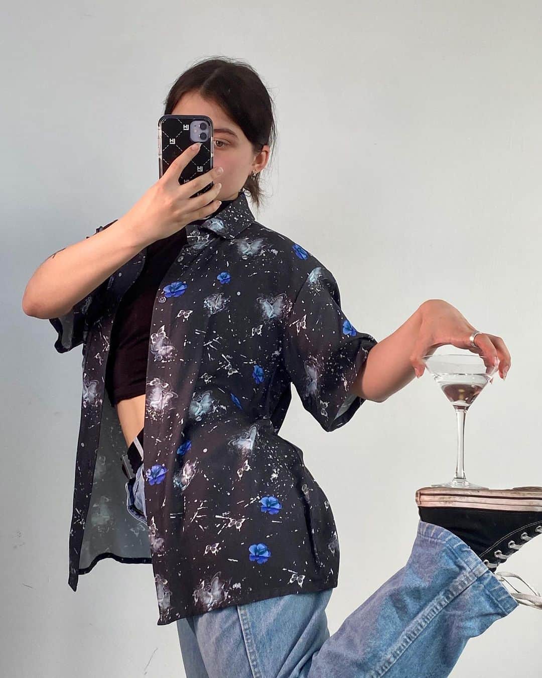 LOCAL HEROESさんのインスタグラム写真 - (LOCAL HEROESInstagram)「Looks like her back hurts but still fun 🍸 / @ddatss in our butterfly unisex shirt」7月4日 5時02分 - localheroes