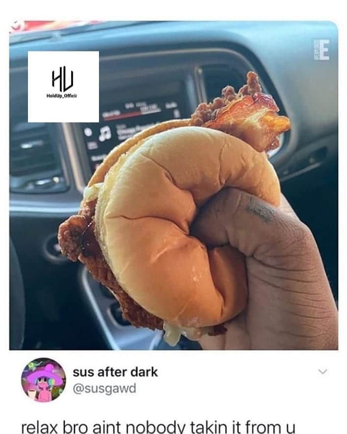 のインスタグラム：「Fr why he getting such a grip  #funny#fun#lmfao#lmao#meme#memes#followback#me#wtf#wdym#omg#omfg#lol#ha#haha#wtfmoment#comedy#wacky#watchit#slapstickcomedy#hilarious  #joke#jokes#joking#tweeting#oml #omd#funnypictures#crazy#silly  Share to your friends📤 Tell them to add me for a shoutout  My videos are for entertainment purposes only if you don't like what I post DM for a post removal   😂🤣Don't forget to wash your hands you detty pig😂」