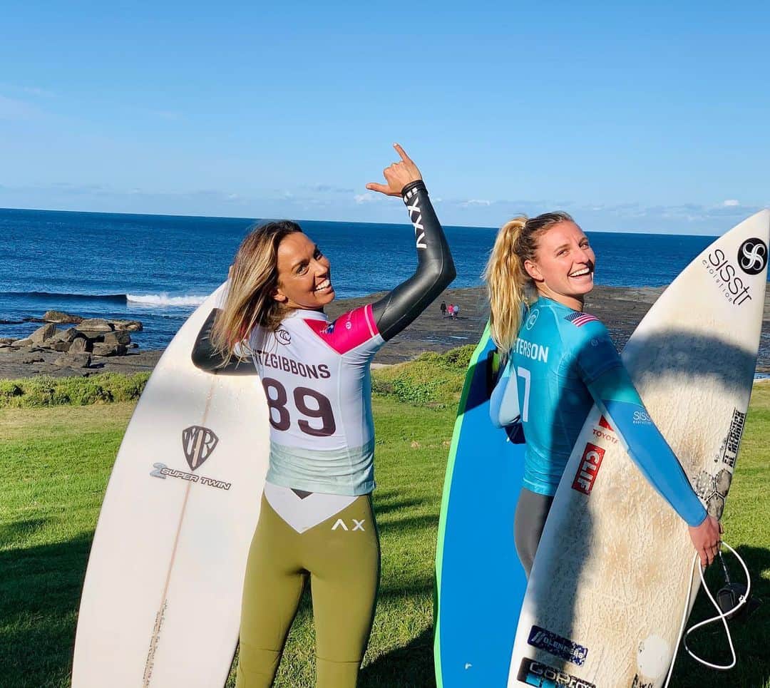 レイキー・ピーターソンのインスタグラム：「Who do you think got the win?? Stopped by @sally_fitz house yesterday to try and dust off some cobwebs. First heat in 6 months... still rusty af 😂🤦🏼‍♀️」