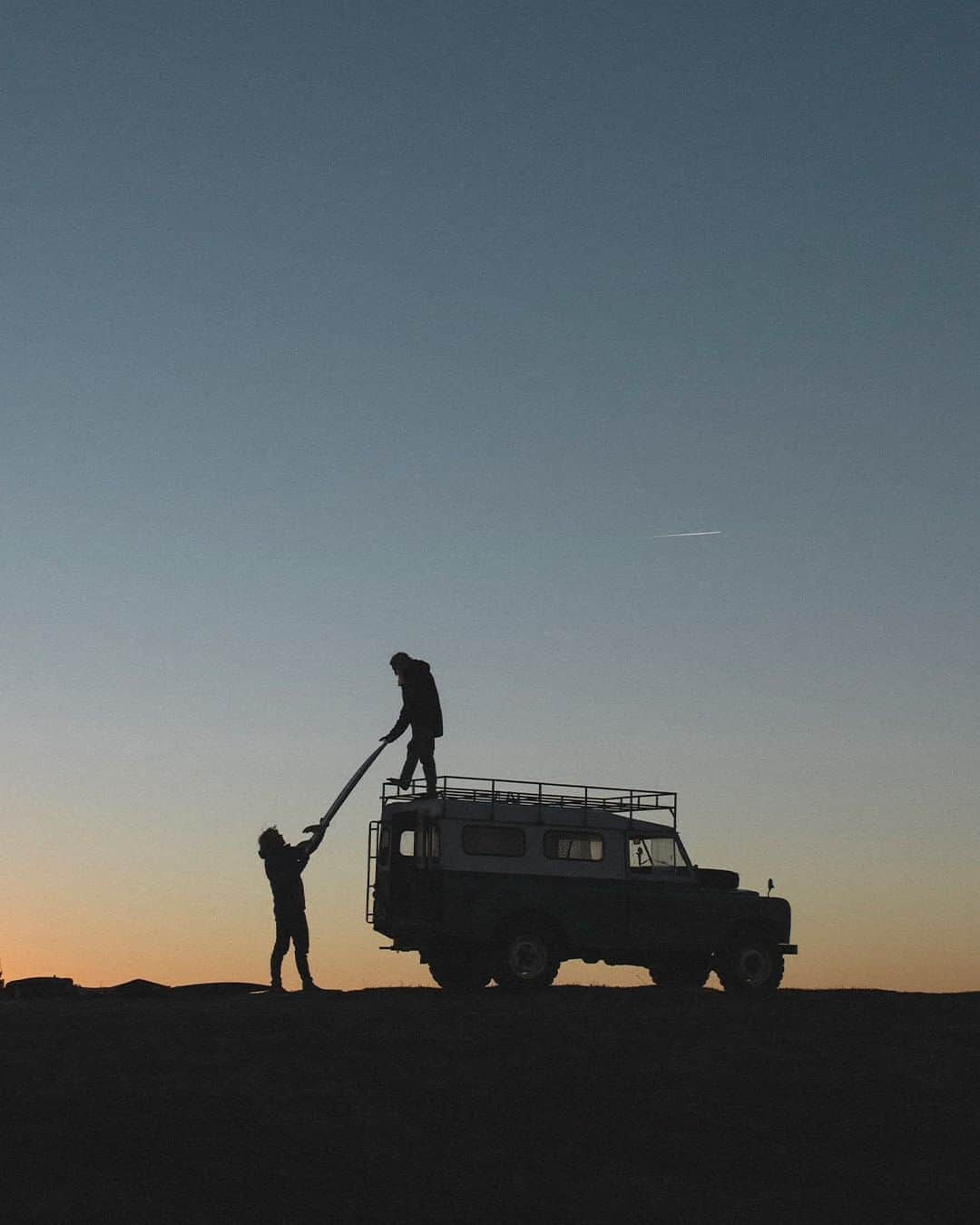 Rip Curl Australiaさんのインスタグラム写真 - (Rip Curl AustraliaInstagram)「On #TheSearch for the surfers nirvana, sun up to sun down.」7月4日 8時20分 - ripcurl_aus