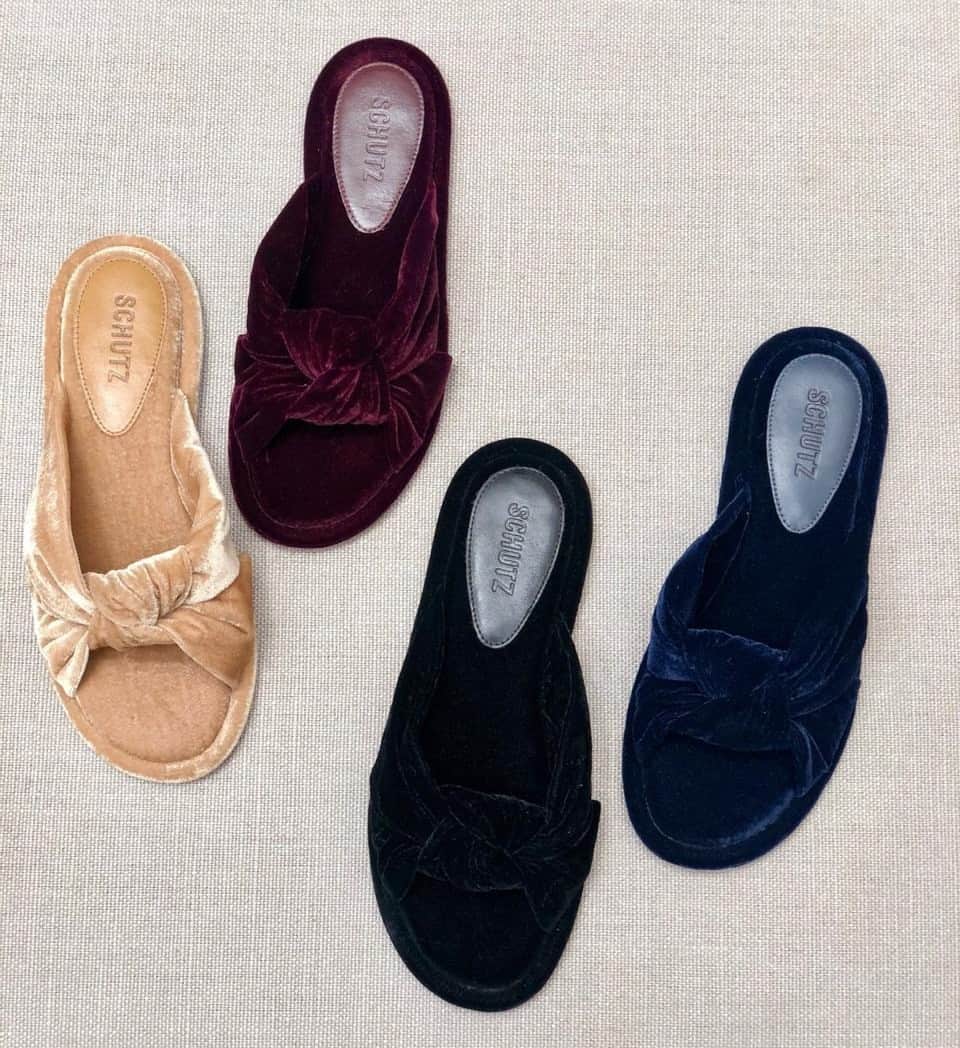 Schutzのインスタグラム：「MUST HAVE: LIVE IN SCHUTZ HOMEWEAR ❤️ #liveinschutz」