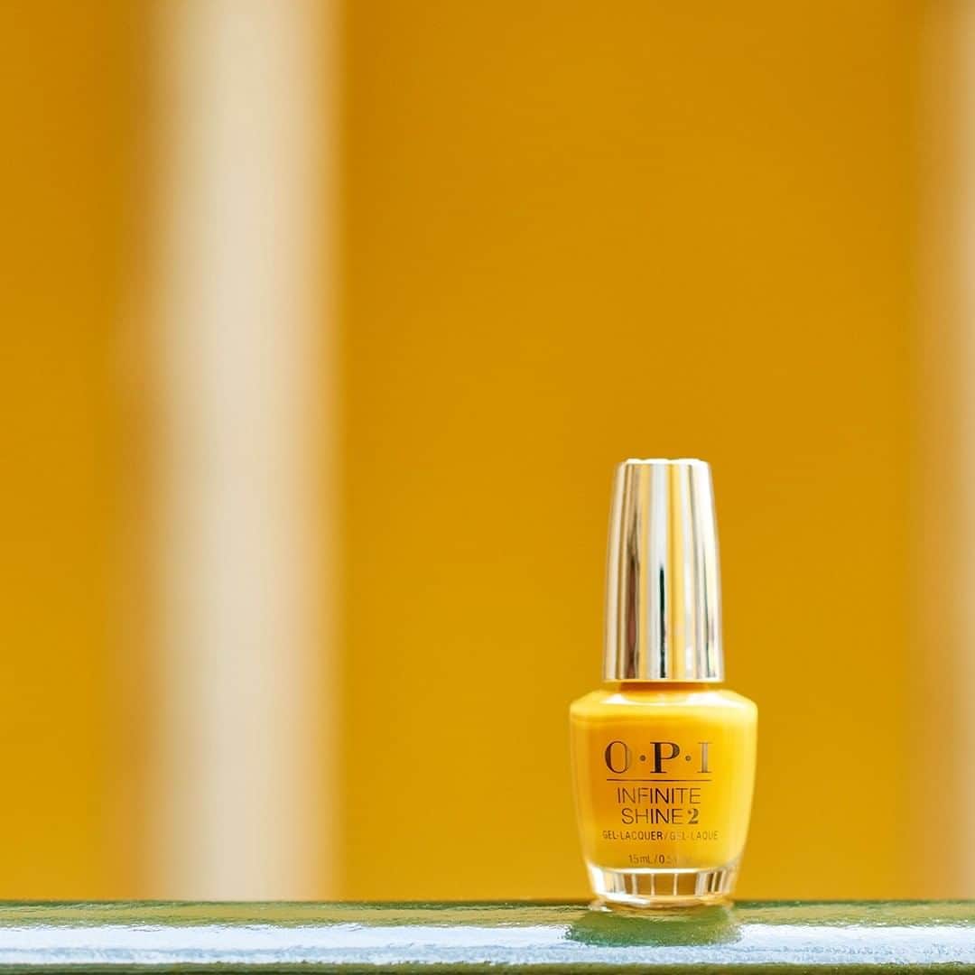 OPIさんのインスタグラム写真 - (OPIInstagram)「Feel lighter vibes with this sunshiny yellow long-wear nail polish. Tap our link in bio to explore all the healing shades of yellow that OPI has created over the years! 💛  Shade: #SunSeaAndSandInMyPants  #OPILisbon #ColorIsTheAnswer #HealingRainbow #OPIInfiniteShine #YellowNails #SummerNails #Summer2020 #Staycation」7月4日 9時30分 - opi