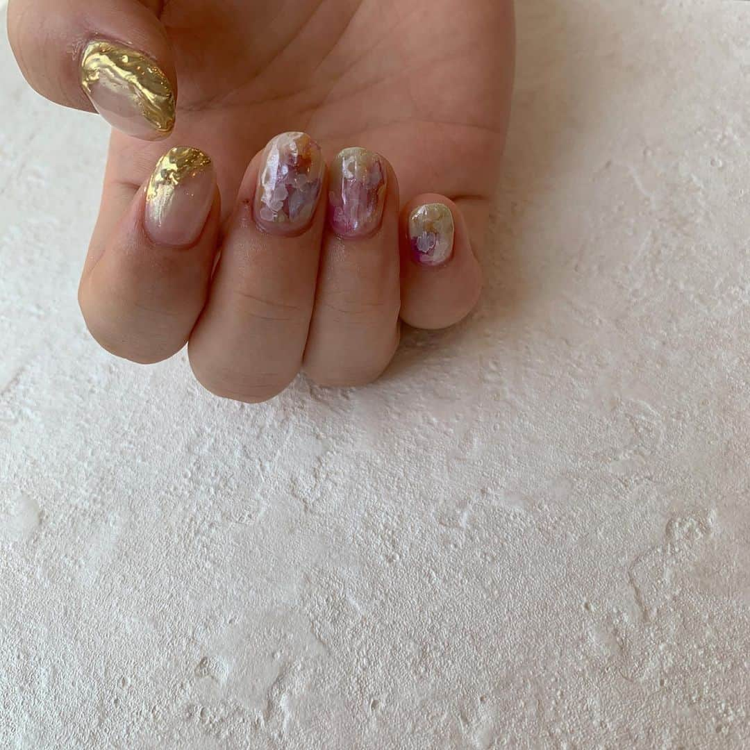 sapporo nail 【 Aster 】さんのインスタグラム写真 - (sapporo nail 【 Aster 】Instagram)「【 seina kato 】﻿ ﻿ 透明感たっぷりなdesignがおススメです𓂃﻿ ﻿ ﻿ ﻿ ＿＿＿＿＿＿＿＿＿＿＿＿＿＿＿＿＿＿＿＿﻿ ﻿ atelier Libertéは スタッフ全員が﻿ サロンの1席を借りてそれぞれが﻿ オーナーとして営業している﻿ 新しいstyleのネイルサロンです。﻿ ﻿ そのため使用素材や得意とするアートのタッチは﻿ スタッフにより異なります𓂃 𓈒✍︎﻿ ご予約の際は各スタッフのアカウントを﻿ CHECKして気に入ったデザインがあれば﻿ ご指名でのご予約をおススメ致します𓍯﻿ ﻿ ﻿ ﻿ seina→@atelier_liberte_nail (指名料¥500)﻿ yukari→@atelier_liberte_yukari (指名料¥0)﻿ yukina→@atelier_liberte_yukina (指名料¥0)﻿ akari→@﻿ ﻿ ﻿ ﻿ 各スタッフアカウントもご覧ください𓂃 𓈒✍︎﻿ やりたいアートやつけたいパーツがある場合は﻿ ご指名でのご予約がオススメです𓂅﻿ ﻿ ﻿ ﻿ ﻿ ﻿ ﻿ 𓂃𓂃𓂃𓂃𓂃𓂃𓂃𓂃𓂃𓂃𓂃𓂃𓂃𓂃𓂃𓂃𓂃𓂃𓂃﻿ ﻿ ⚠️ ご予約のお時間には必ず到着しておりますよう、よろしくお願い致します。遅れてしまいますとその後のご予約状況によっては施術をお断りさせて頂く場合もございますので、遅れそうな場合は必ずお電話にてお問い合わせください。080-4500-8832﻿ ﻿ ⚠️先日キャンセルはお席代として1500円/当日キャンセルはお席代として2,000円、次回ご来店時にご請求させていただきますので予めご了承くださいませ。﻿ ﻿ 𓂃𓂃𓂃𓂃𓂃𓂃𓂃𓂃𓂃𓂃𓂃𓂃𓂃𓂃𓂃𓂃𓂃𓂃𓂃﻿ ﻿ 当店ではジェルネイルをする過程で、﻿ 一番自爪に負担をかける【アセトンでの除去】を﻿ フィルイン（ベースの一層残し）で施術しております﻿ 正しいフィルインで健康な自爪へ✴︎﻿ 丁寧な甘皮ケアとフォルム形成でお爪を綺麗に魅せます✔︎﻿ ﻿ ﻿ ﻿ . ＿＿＿＿＿＿＿＿＿＿＿＿＿＿＿＿﻿ ﻿ ﻿ ﻿ 《𝐚𝐭𝐞𝐥𝐢𝐞𝐫 𝐋𝐢𝐛𝐞𝐫𝐭𝐞店舗情報》﻿ ﻿ place: 札幌市中央区南1条西8丁目9  BB1・8ビル5階﻿ ﻿ TEL :  080-4500-8832﻿ ﻿ open 10:00 close 22:00﻿ ﻿ ﻿ ﻿ 《ご予約方法》﻿ ﻿ ✺ご予約専用LINE➠@zzr4693w﻿ お名前フルネーム(カタカナ)﻿ お電話番号﻿ ご希望のお日にち(第3希望まで)﻿ ご希望コース オフの有無﻿ ﻿ 上記を記載の上ご連絡下さい✍︎。﻿ ﻿ ﻿ ✺当日のご予約・お問い合わせ➠﻿ お電話にてお問い合わせ下さい⚠︎﻿ ☎︎080-4500-8832﻿ ﻿ ﻿ ＿＿＿＿＿＿＿＿＿＿＿＿＿＿＿＿＿＿﻿ ﻿ #札幌ネイルサロン#ネイルデザイン #札幌ネイリスト #札幌 #札幌ネイル #フィルイン #nail #シンプルネイル #クリアネイル #札幌フィルイン#淡色女子#ドライフラワーのある暮らし #水彩ネイル#札幌ニュアンスネイル #カメラ女子#ネイル#春コーデ #春ネイル #札幌フィルインサロン #スプリングネイル #ミントグリーン #ミントグリーンネイル #天然石ネイル #オーロラネイル #クリアネイル #ショートネイル #天然石ネイル #ミラーネイル ﻿ ﻿」7月4日 20時23分 - seina.kato___