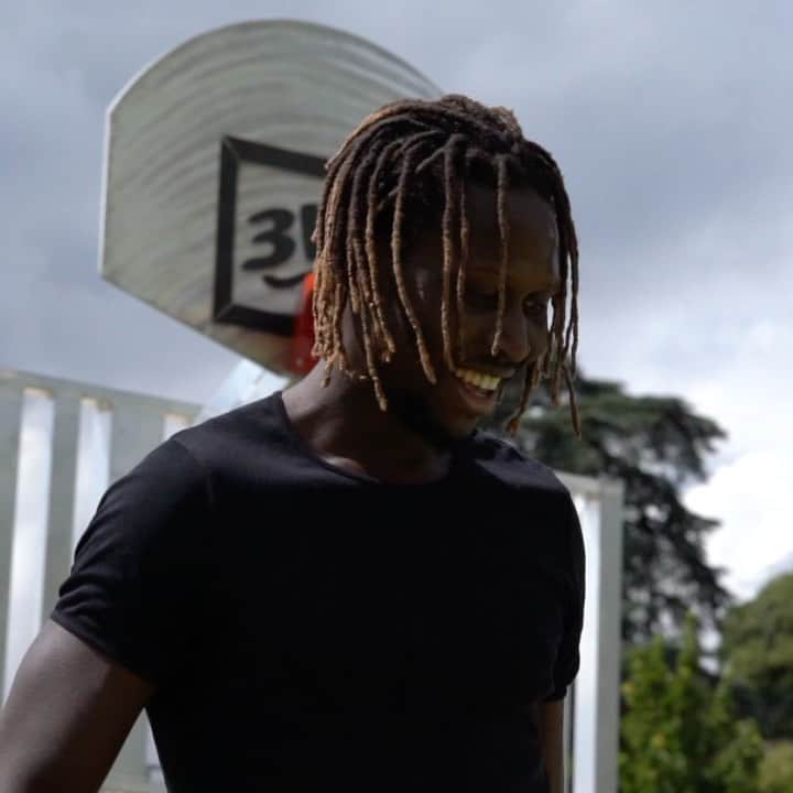 マプ・ヤンガ＝ムビワのインスタグラム：「🎥⚽️😁 Encore une bonne séance avec @lugier_prepaphysique . 👌🏿 #training #preparationphysique」