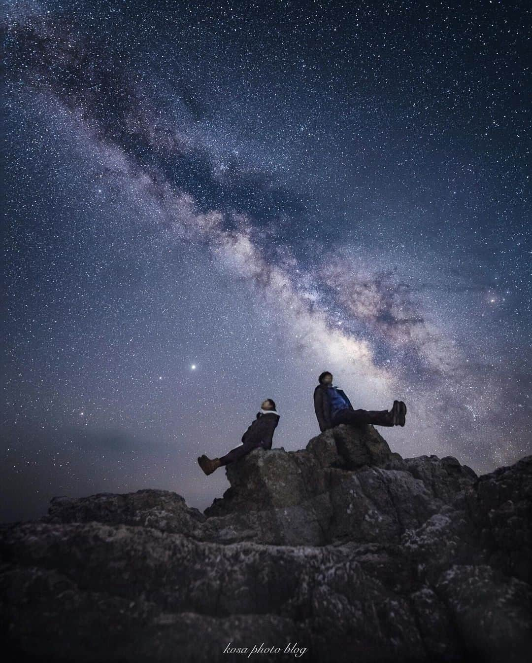 コサさんのインスタグラム写真 - (コサInstagram)「梅雨明けしたら、また天の川を眺めに行きたいなぁ🤩 ピーンって足を伸ばしてキープするだけで筋肉痛になった🤣 . Location:和歌山 Wakayama / Japan🇯🇵 Date:2020年4月 . #haida_ig_sh_7_2020 #star_hunter_jp #noitenoinstagram #newmilkyway #milkywaychasers #milkywaygalaxy #light_nikon #sorakataphoto #Rox_Captures #LBJ_VIP #art_of_japan_ #tokyocameraclub #dpj_member #IG_PHOS #photo_jpn #ptk_japan #pt_life_ #bestjapanpics #japan_night_view_member #longexposure_japan #広がり同盟メンバー #nipponpic_member #special_spot_vip #s_shot #japan_of_insta #bestphoto_japan #kf_gallery_vip #1x_japan #IGersJP #beautiful_photo_jpn」7月4日 20時06分 - kosa_photo