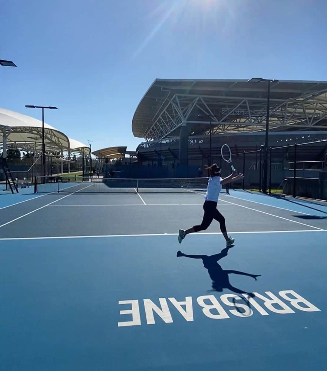 WTA（女子テニス協会）さんのインスタグラム写真 - (WTA（女子テニス協会）Instagram)「💙 #HomeCourt • @priscilla_hon Nothing beats winters in Aus❄️🎾」7月4日 20時13分 - wta