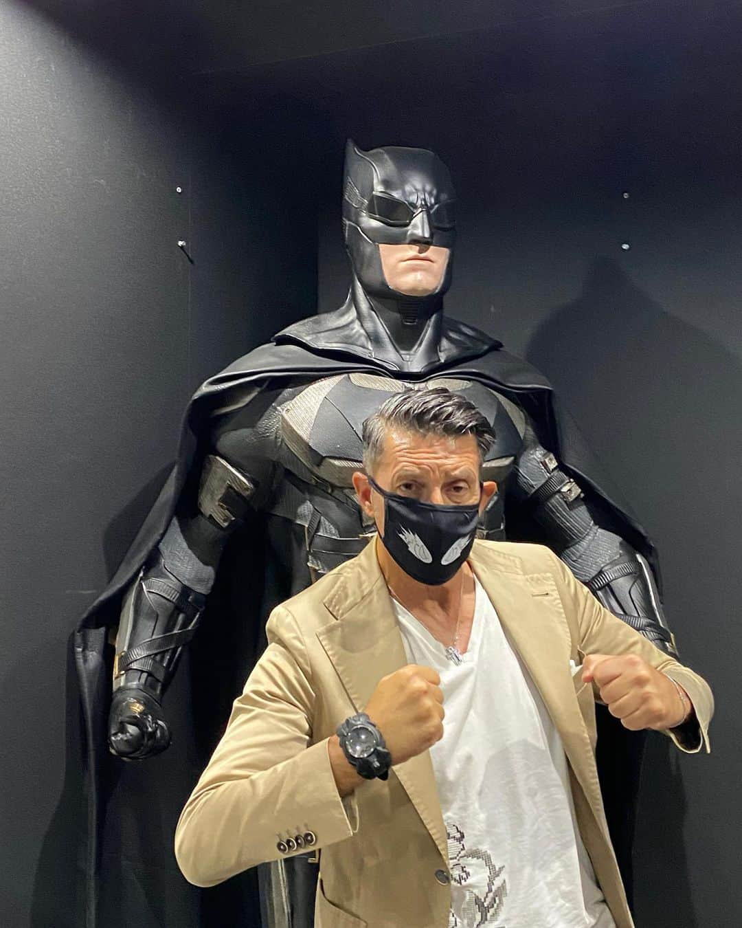 パンツェッタ・ジローラモさんのインスタグラム写真 - (パンツェッタ・ジローラモInstagram)「I #batman #ilove #美しいバットマン時計#gaga #かっこいい#ずっと欲しかった #batmanvsuperman #superhero #gaga #」7月4日 11時58分 - girolamo.me