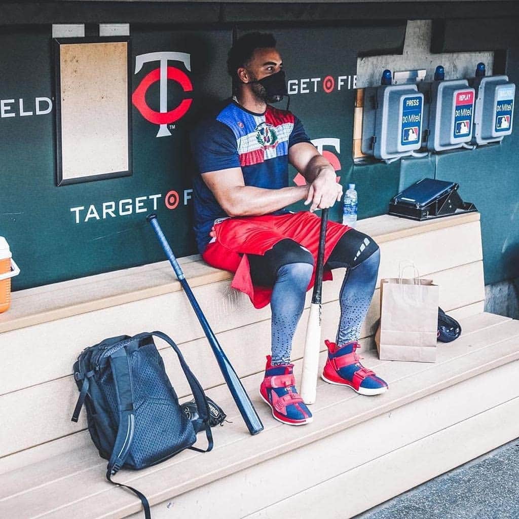 ネルソン・クルーズさんのインスタグラム写真 - (ネルソン・クルーズInstagram)「And we're back #nodaysoff  Y regresamos ⚾️ #nohaydescanso」7月4日 12時04分 - ncboomstick23