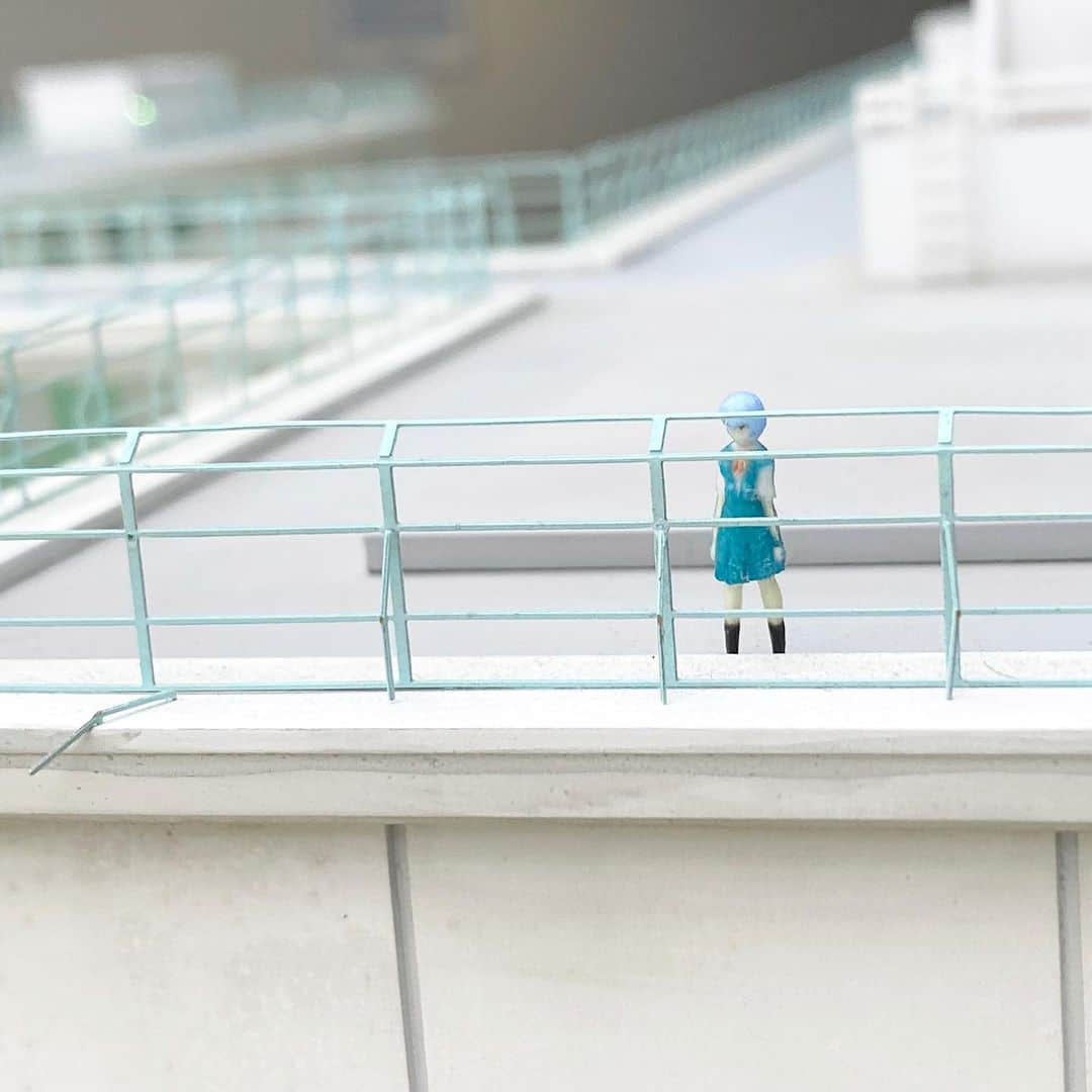 Aya（高本彩）さんのインスタグラム写真 - (Aya（高本彩）Instagram)「全部ミニチュアの世界🏔 有明にオープンしたSMAL WORLDS TOKYO @smallworlds_official  ミニチュア好きにはたまらない施設で私も住民権をゲットし3D撮影してミニチュアの人形をつくりました🧸 セーラームーンの舞台になった街の神社に住ませました🙏 めちゃくちゃ広くて撮影しながら周ったら2時間も滞在していましたよ🤣  #smallworldstokyo #ミニチュア#世界のミニュア」7月4日 12時15分 - aya_dream04