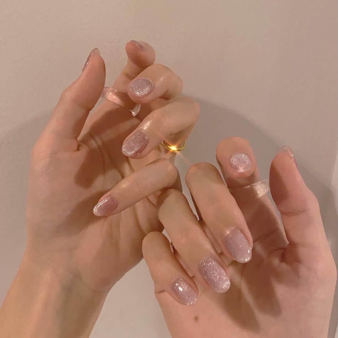 のインスタグラム：「はぁかわいい💅🏻 爪きれいになってうれしい😚」