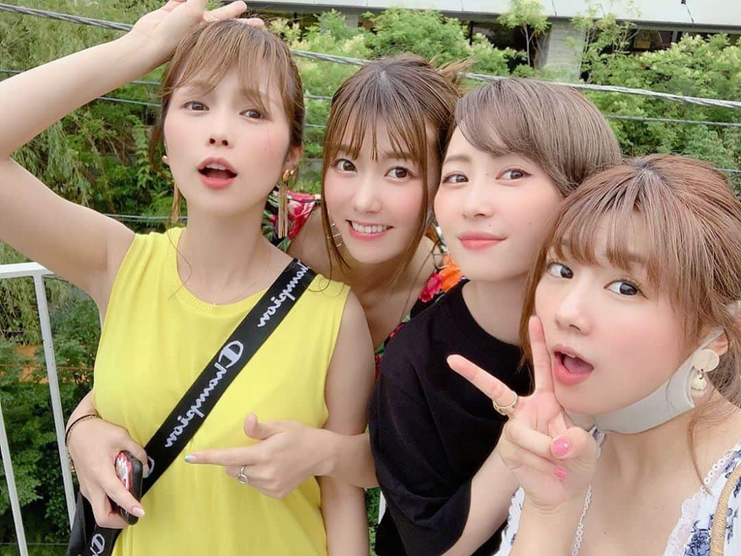 夏奈子のインスタグラム：「❤️💙💛🤍🖤  #love」