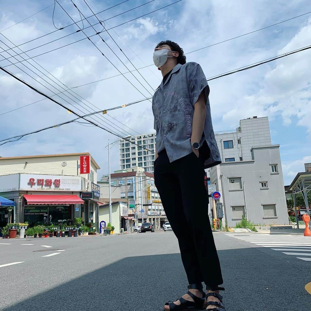 シンバのインスタグラム：「#」