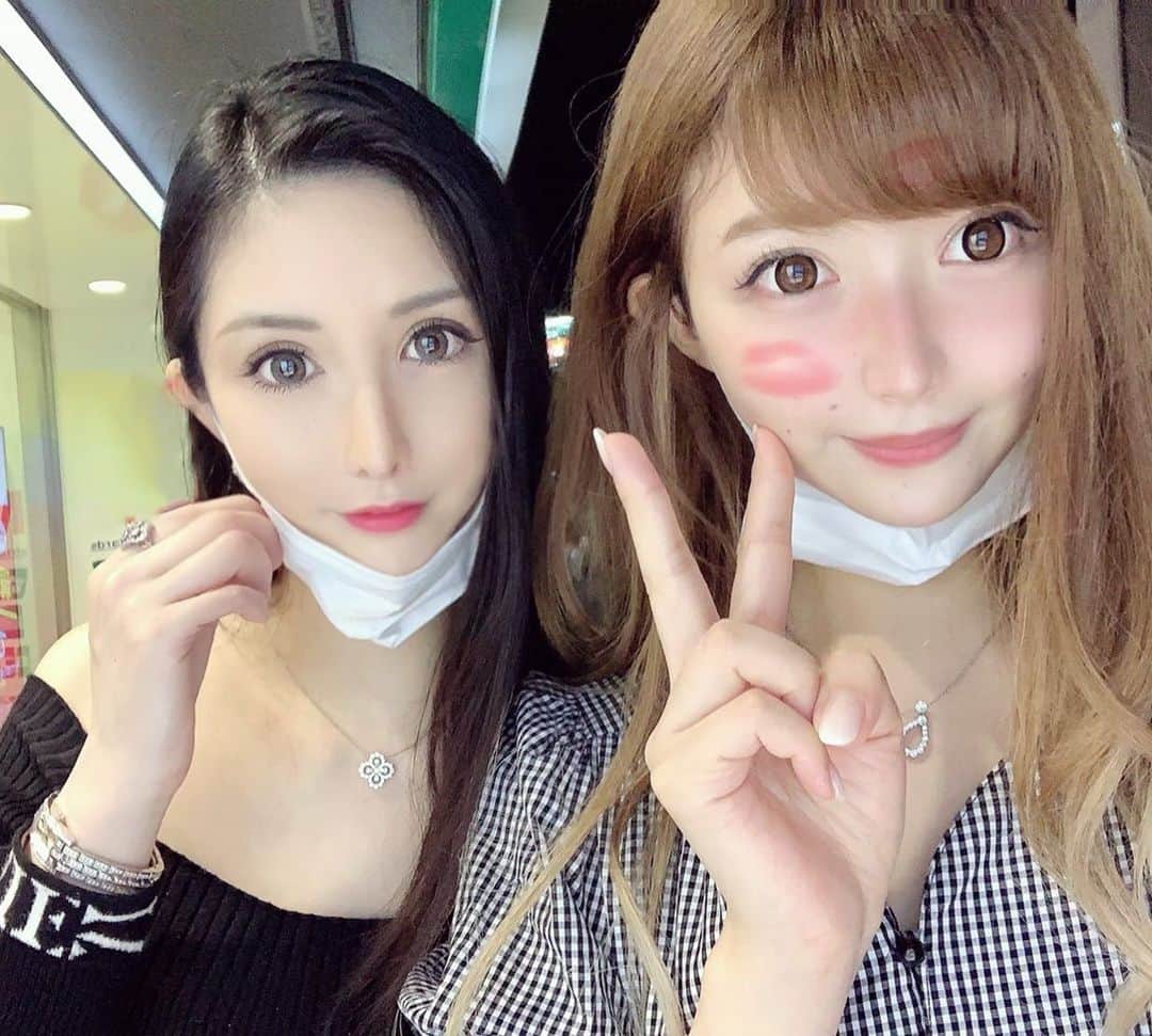 ちぃ Chiのインスタグラム：「ちゃんとマスクしてるよ😷💗笑  #love #大好き #可愛い #美人 #美女 #asiangirls #japanesegirl」