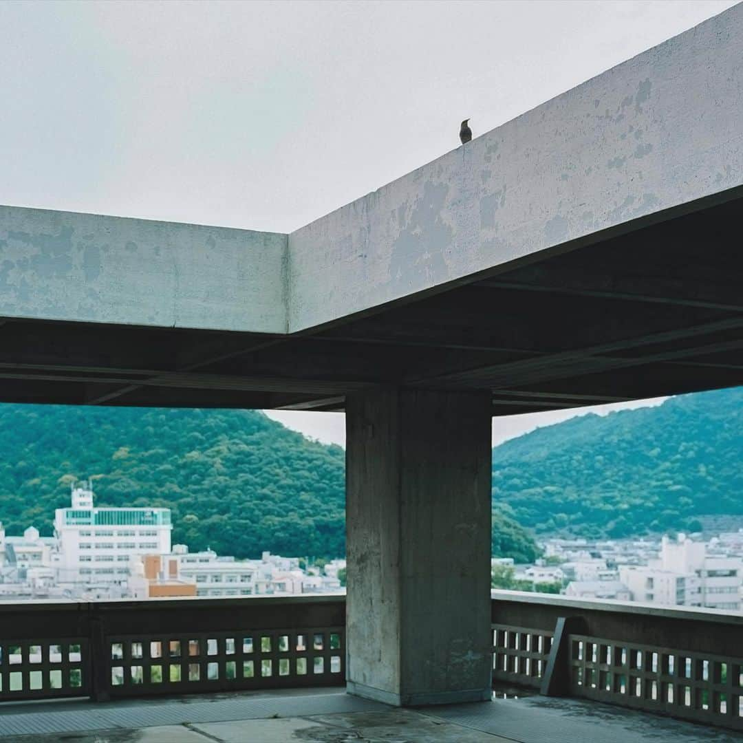 濱田英明さんのインスタグラム写真 - (濱田英明Instagram)「Kagawa Prefectural Government Office East Building / NAGARE STUDIO, 2018-2019 #丹下健三 #剣持勇 #流政之」7月4日 15時52分 - hamadahideaki