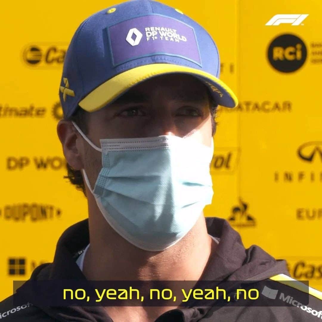 のインスタグラム：「How to speak Australian, by @danielricciardo 🇦🇺🦘 . #F1 #Formula1 #Ricciardo #RenaultF1 #AustrianGP」