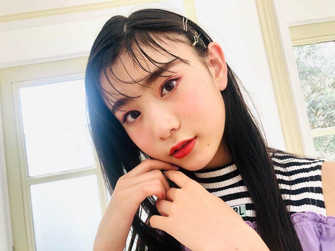 ニコ☆プチのインスタグラム：「💆🏻‍♀️✨ プチモ連載が今月号からリニューアル🤫🌷 プチモの私生活をあばく😏 『プチモまるみえプライベート👀✨』が はじまったよ🎶 . . 第一回はこんどーあきの24時間美ルーティン🧘‍♀️⏰ アキの美のヒミツをチェックしてね😬💓 #近藤藍月」