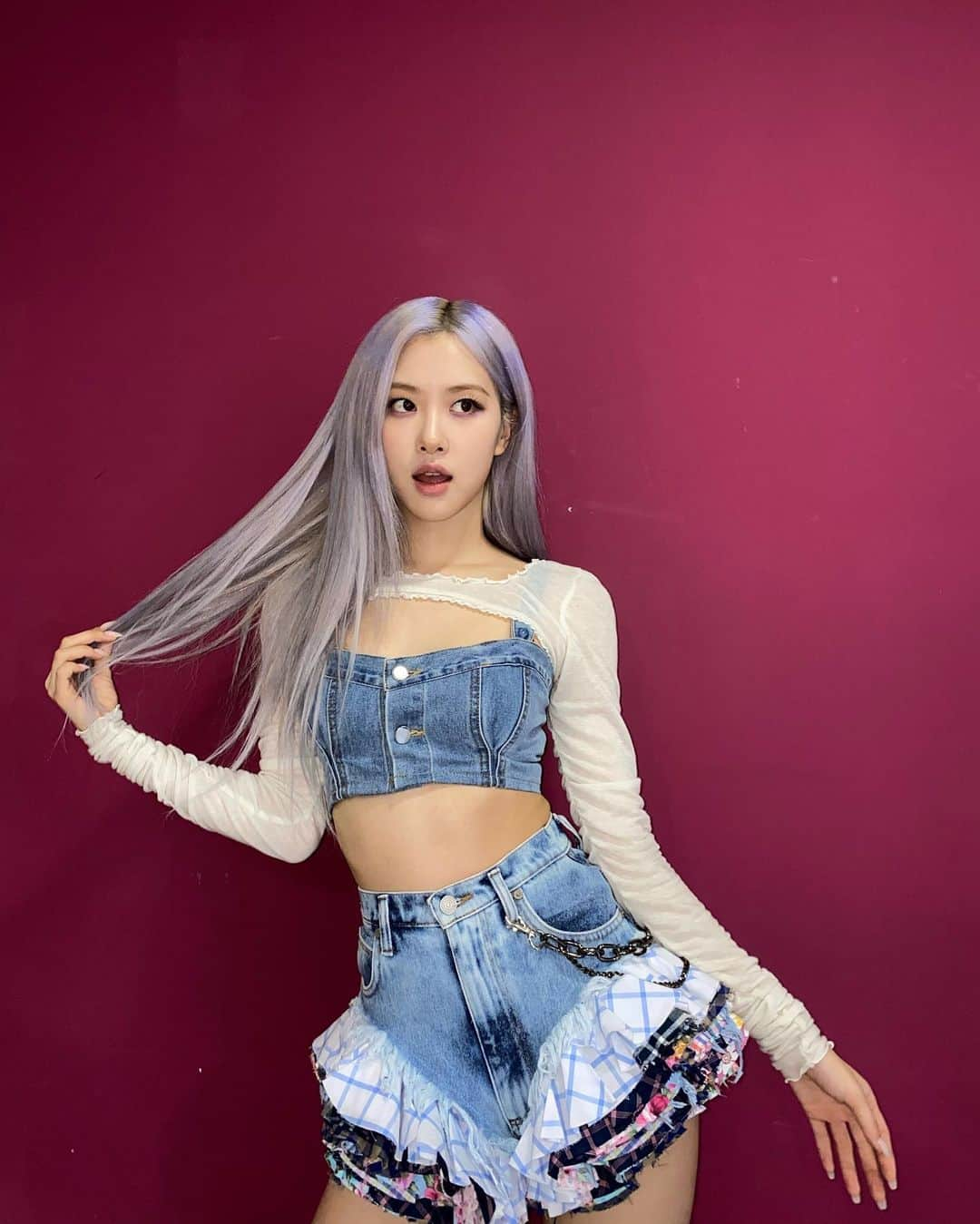 ロゼさんのインスタグラム写真 - (ロゼInstagram)「하우유라익뎃?」7月4日 17時13分 - roses_are_rosie