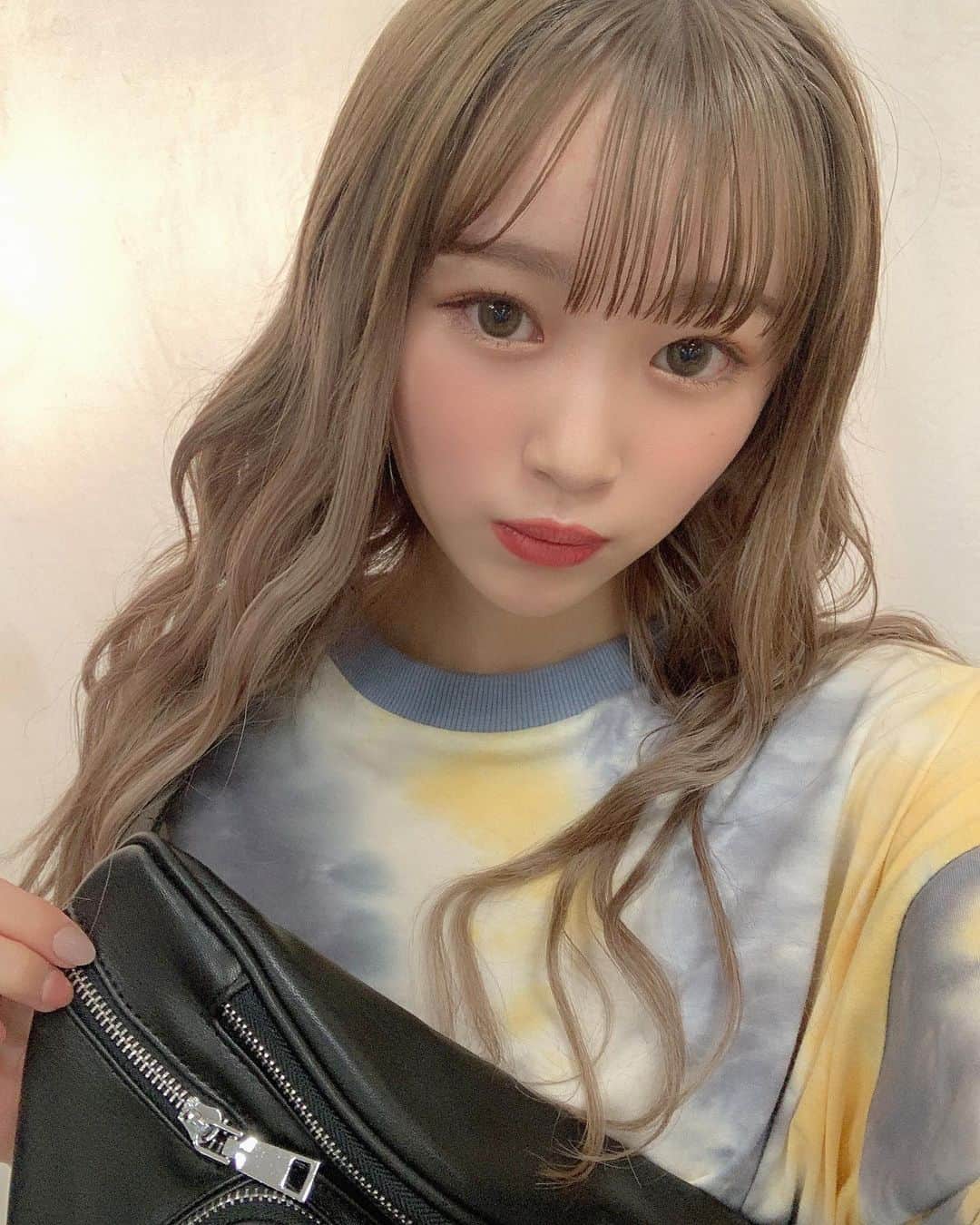 平野夢来（ゆぴぴ）のインスタグラム：「Popteen🤍 ・ ・ 今月は色んな自分になったから色んな写真がある😹 しっかり見逃さずチェックしてね〜🌥 #popteen」
