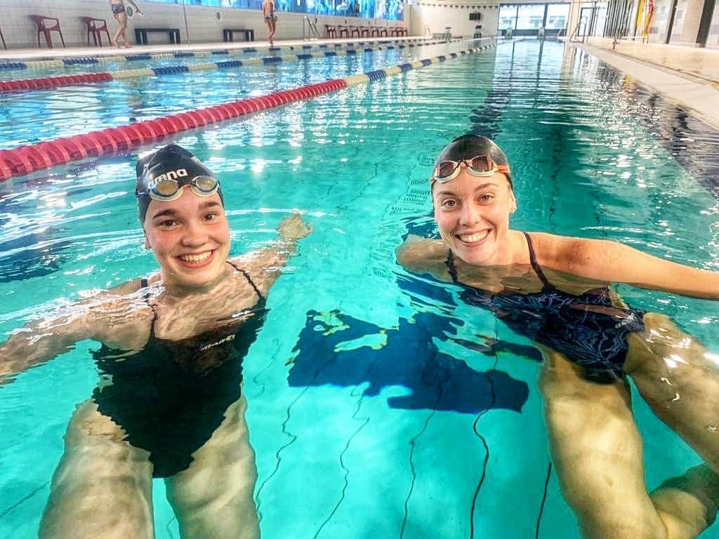 のインスタグラム：「Same name, same squad, same passion, just a little over 15 years apart... But who cares we are in the majority now!!! 💪😂 . . . #Femke #WhoRunTheWorld  📸 : @patrickpearson」