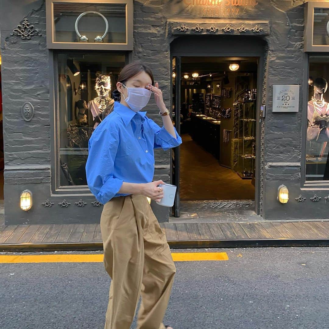カン・ミンギョン のインスタグラム：「@aviemuah 입사 두 달 만에 회사 주변 첫 나들잉」