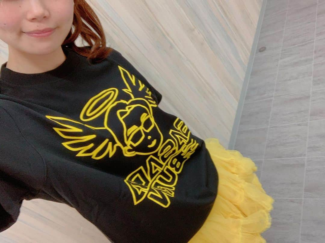 安藤瞳さんのインスタグラム写真 - (安藤瞳Instagram)「ササダバーン✨ スカートと合うね〜😍」7月4日 18時46分 - hitomiandoh