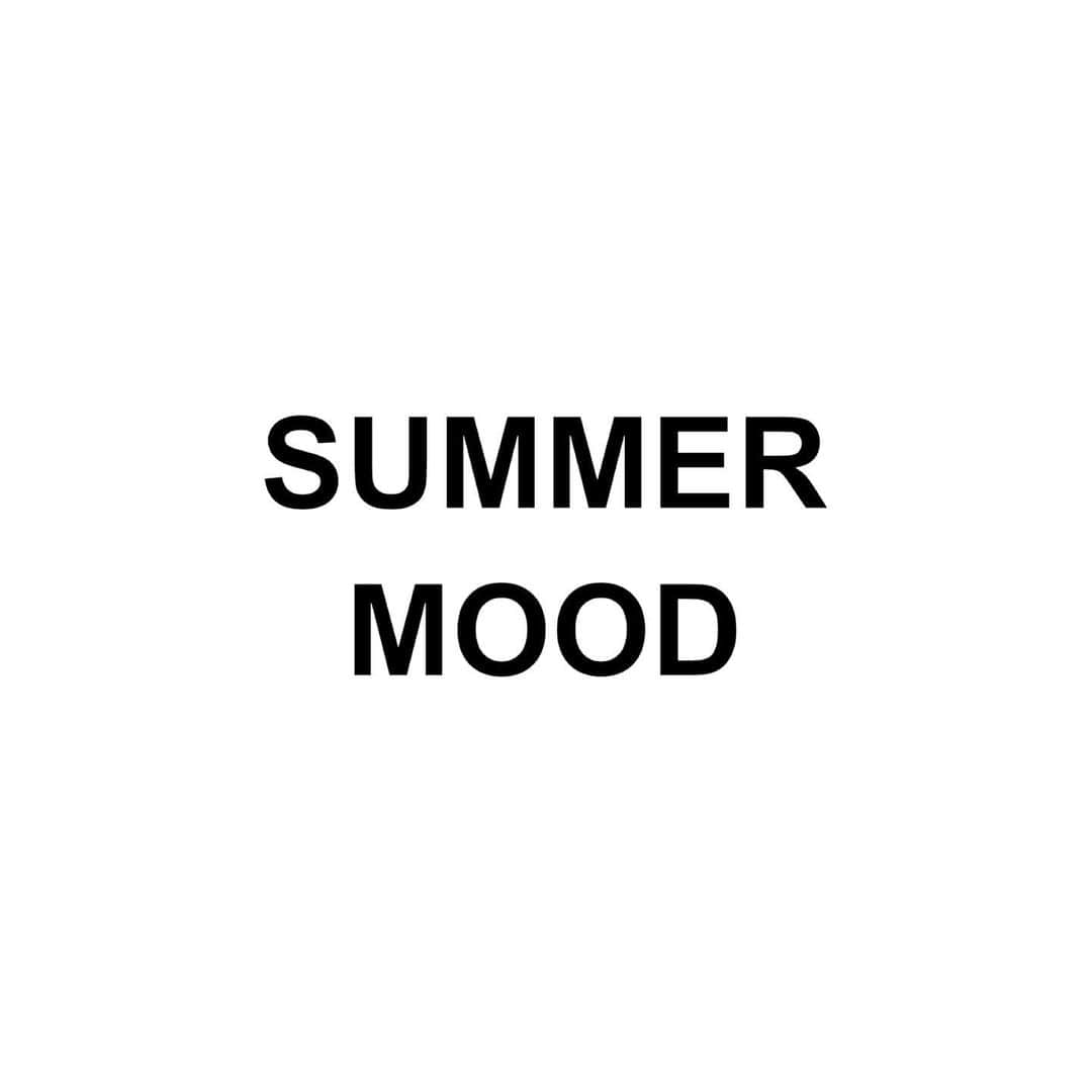 Effortless Womanさんのインスタグラム写真 - (Effortless WomanInstagram)「SUMMER MOOD . . Enjoy the summer mood! . . . #maysongrey #summermood」7月4日 18時48分 - maysongrey_official