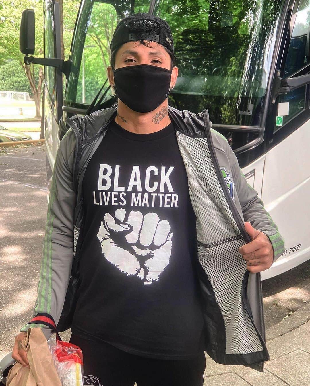 Major League Soccerさんのインスタグラム写真 - (Major League SoccerInstagram)「🗣 A message from the CHAMPS ahead of last night’s arrival! #BlackLivesMatter」7月5日 4時38分 - mls