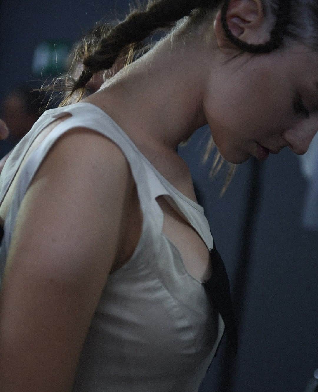 のインスタグラム：「#YohjiYamamotoSS20 Backstages #yohjiyamamoto⁠ @yohjiyamamotoofficial⁠ Photographed by @elise_toide」