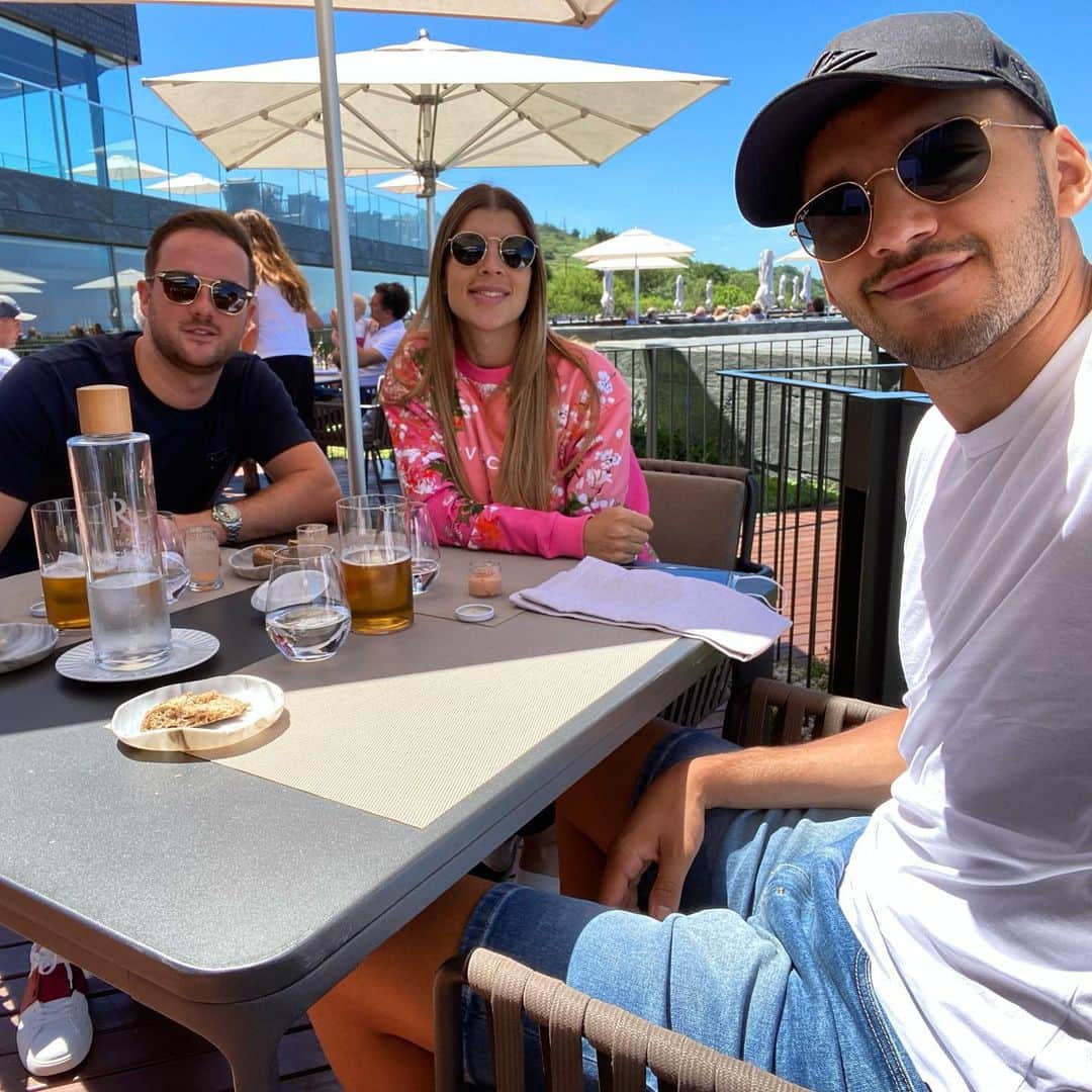 ヘロニモ・ルジのインスタグラム：「Compartiendo unos días en San Sebastián con @kristianbereit 🔝」