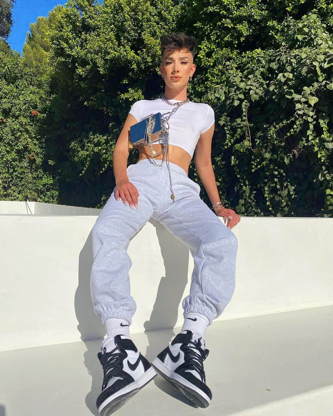 ジェームス・チャールズさんのインスタグラム写真 - (ジェームス・チャールズInstagram)「:)」7月5日 5時25分 - jamescharles