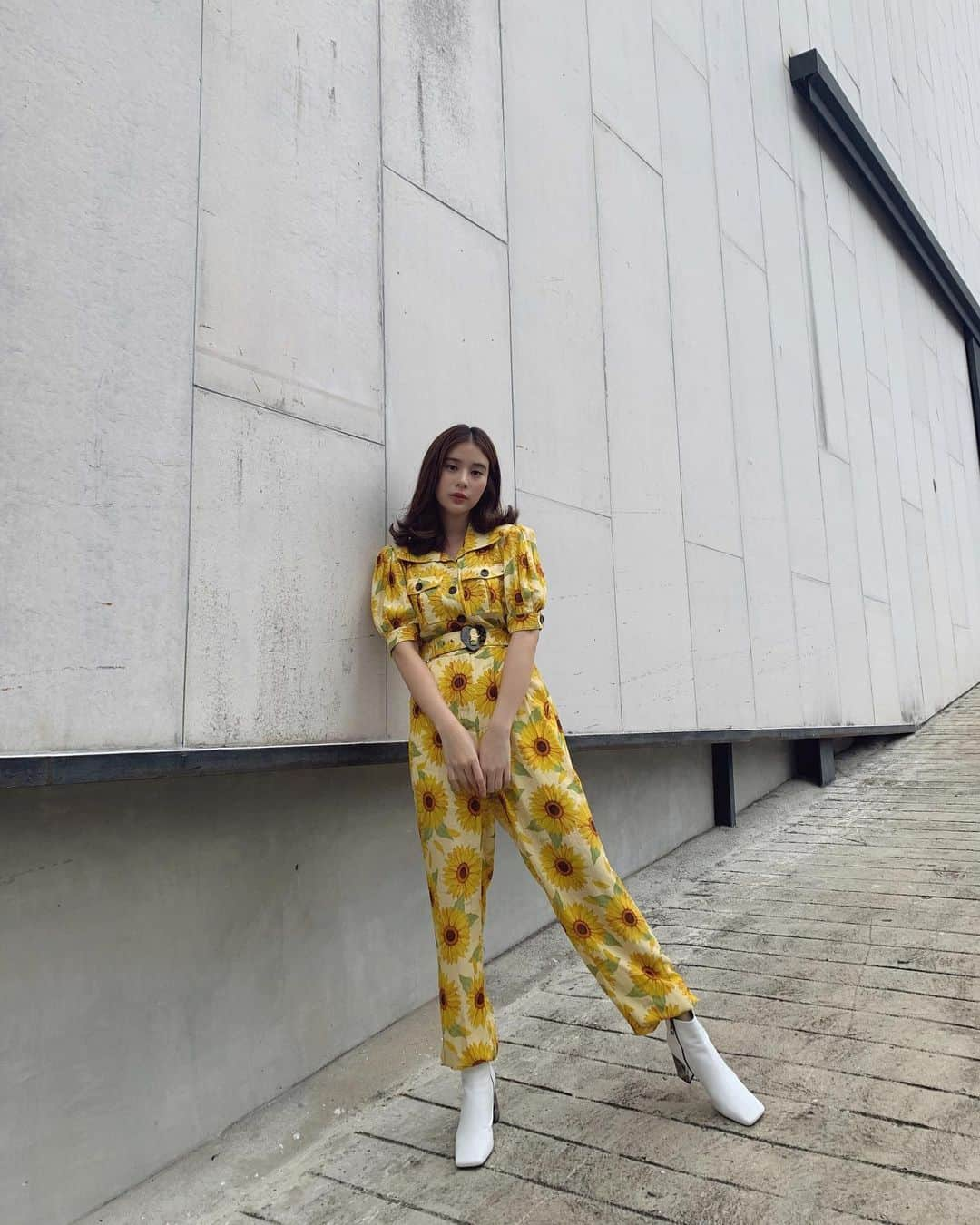 Supassaraさんのインスタグラム写真 - (SupassaraInstagram)「~ทำตัวตะเร้กกกก🤪  🌻 @sretsisofficial 🌻」7月4日 20時39分 - supassra_sp