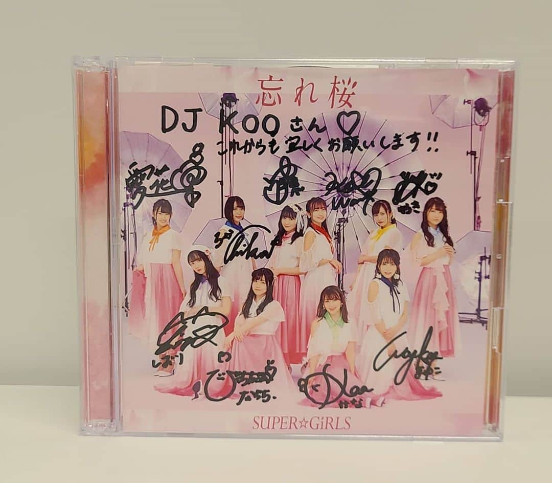 DJ KOOさんのインスタグラム写真 - (DJ KOOInstagram)「#エイベのアイドル夏祭り ！！ SUPER⭐GIRLS！！大好きなMAX！乙女心やってくれた！！更に成長して行くスパガがホント楽しみ！！  #忘れ桜 ！！良いですね～！！    #avex #スーパーガールズ #supergirls   #DJKOO」7月4日 21時38分 - dj_koo1019