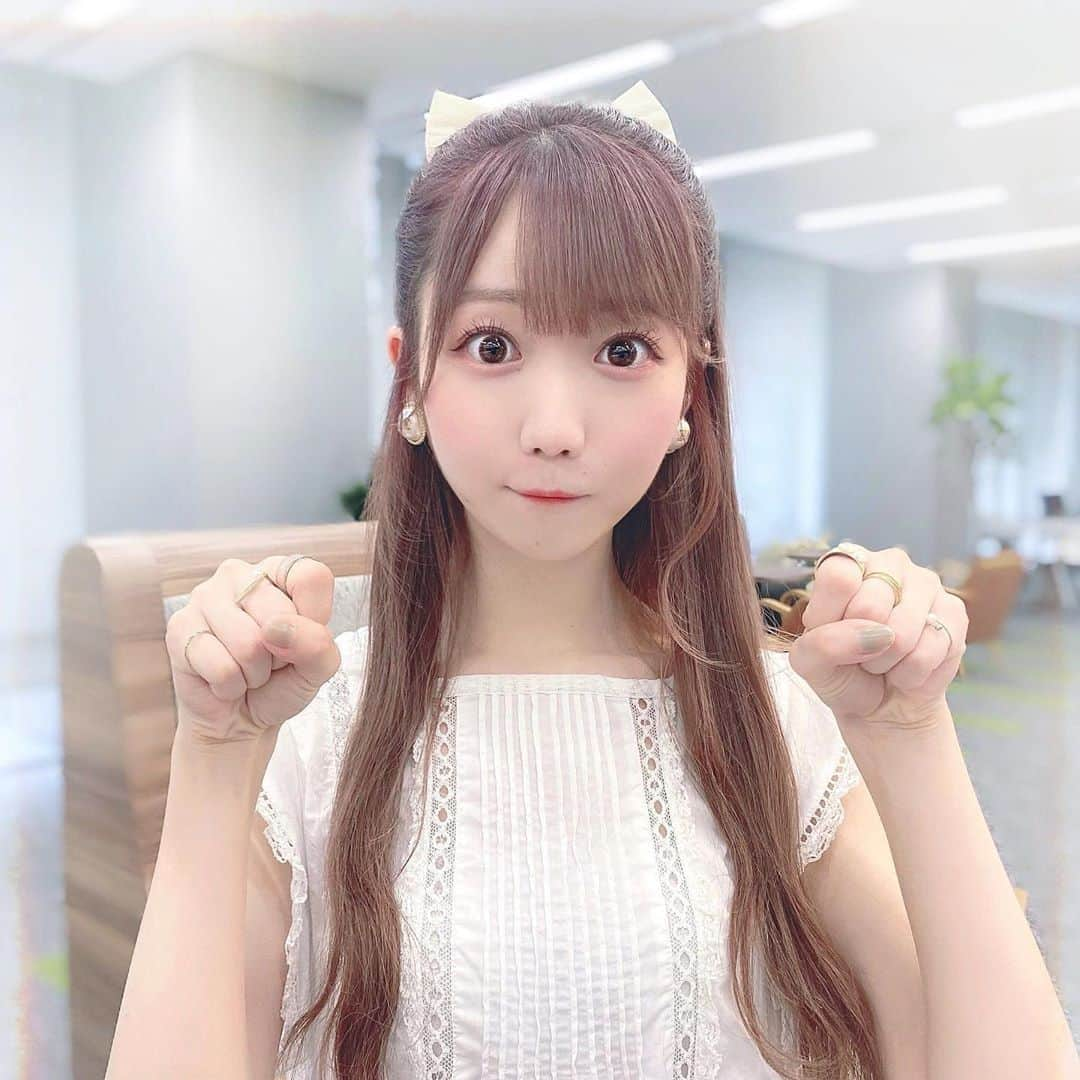 大谷映美里さんのインスタグラム写真 - (大谷映美里Instagram)「🤍 ㅤㅤㅤㅤㅤㅤㅤㅤㅤㅤㅤㅤㅤ リボンで猫耳ヘア🐱🎀 ㅤㅤㅤㅤㅤㅤㅤㅤㅤㅤㅤㅤㅤ 今日もいちにちありがとう〜♡ お洋服は #snidel のセットアップ🥛💭 ㅤㅤㅤㅤㅤㅤㅤㅤㅤㅤㅤㅤㅤ」7月4日 22時02分 - otani_emiri